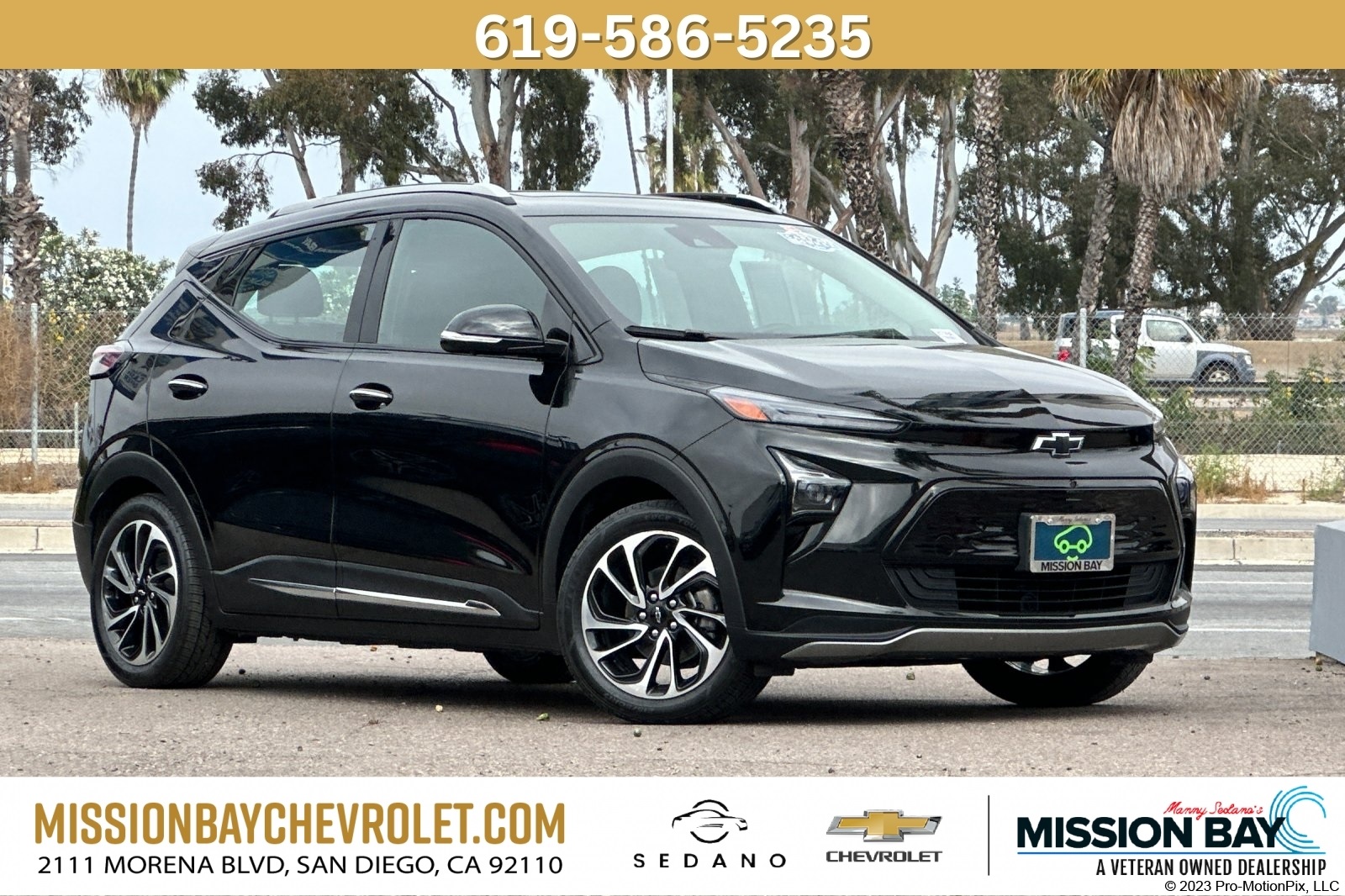Vehicle image 3 of 40