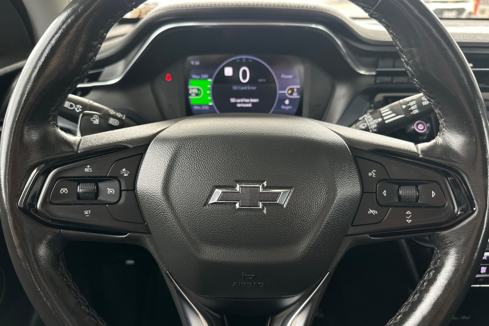 Vehicle image 19 of 40