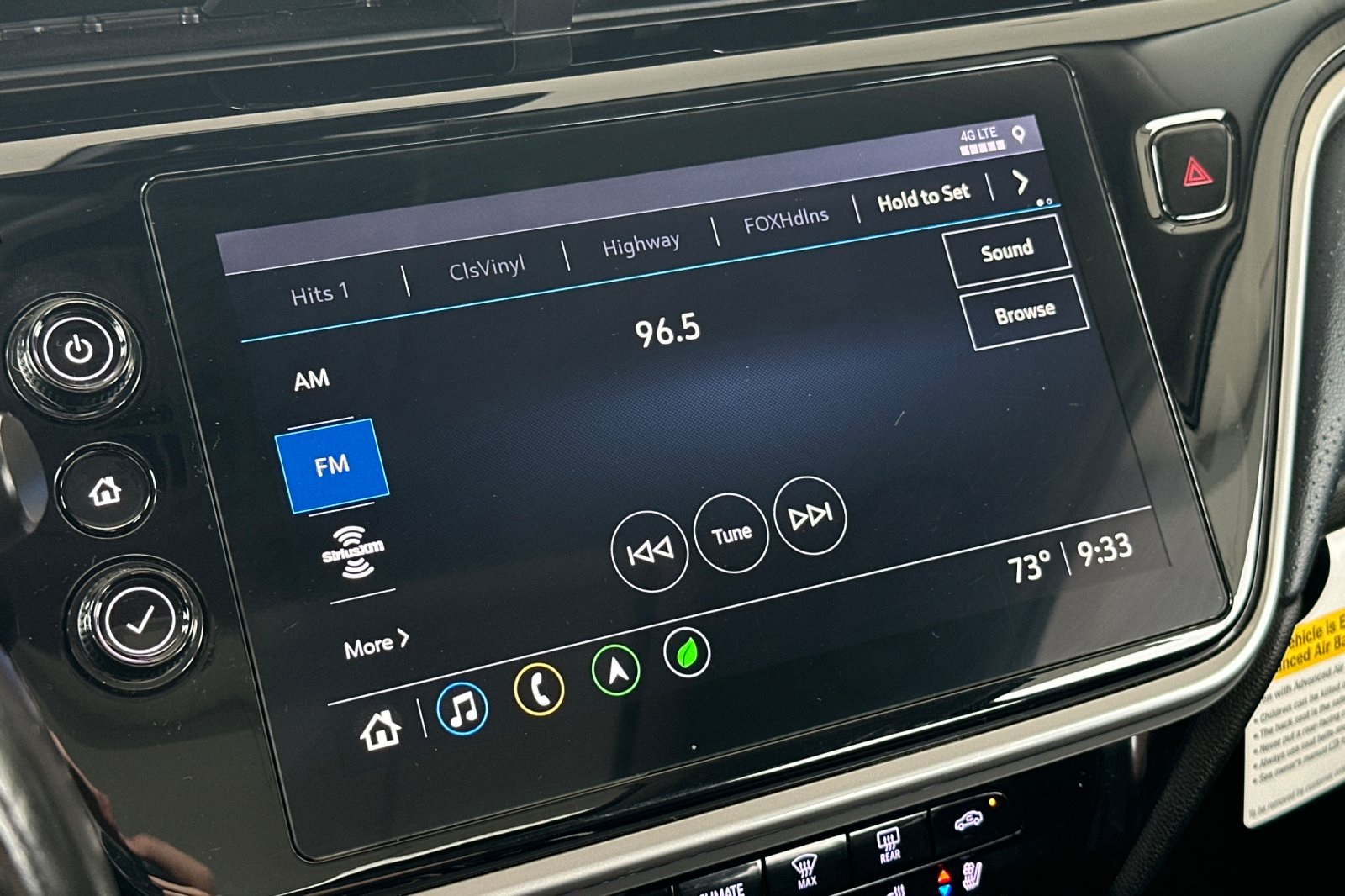 Vehicle image 22 of 40
