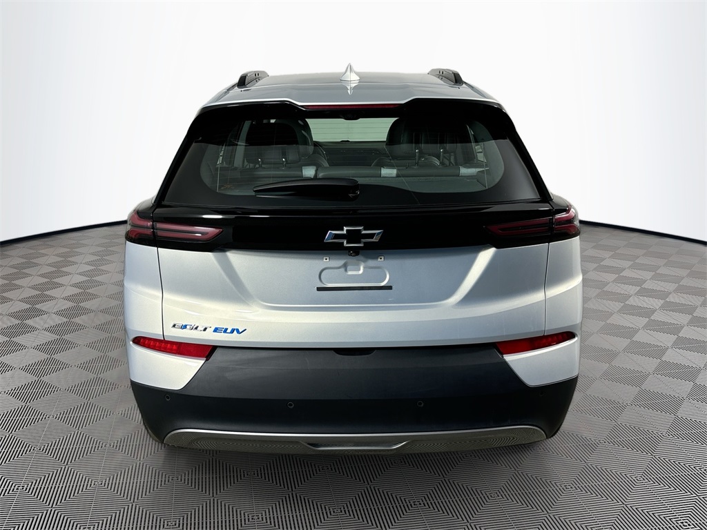 Vehicle image 6 of 33