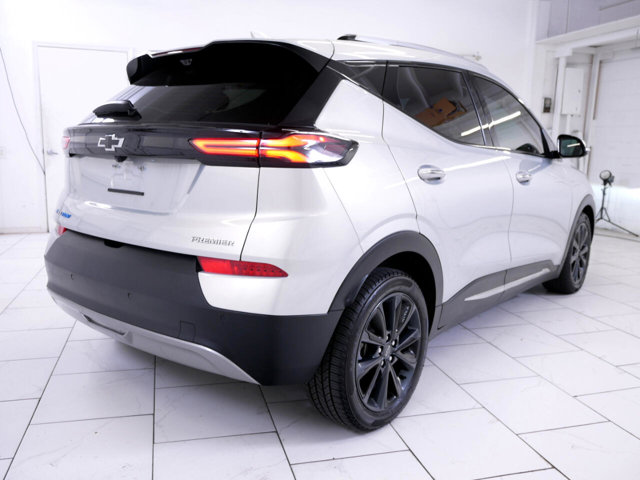 Vehicle image 5 of 41