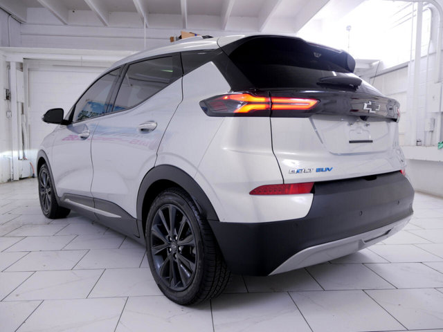 Vehicle image 7 of 41