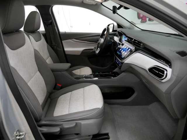 Vehicle image 37 of 41