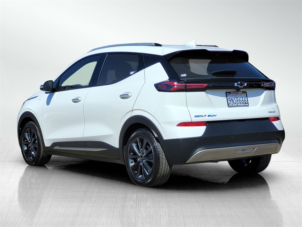 Vehicle image 7 of 34