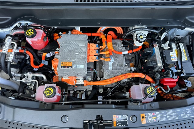 Vehicle image 10 of 48