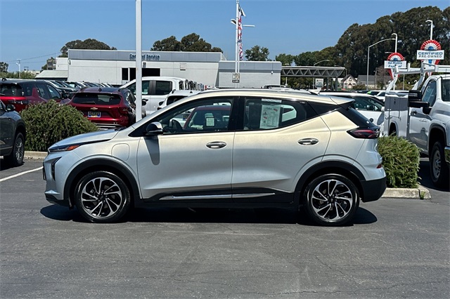 Vehicle image 9 of 48