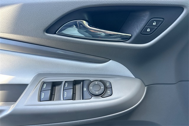 Vehicle image 27 of 48