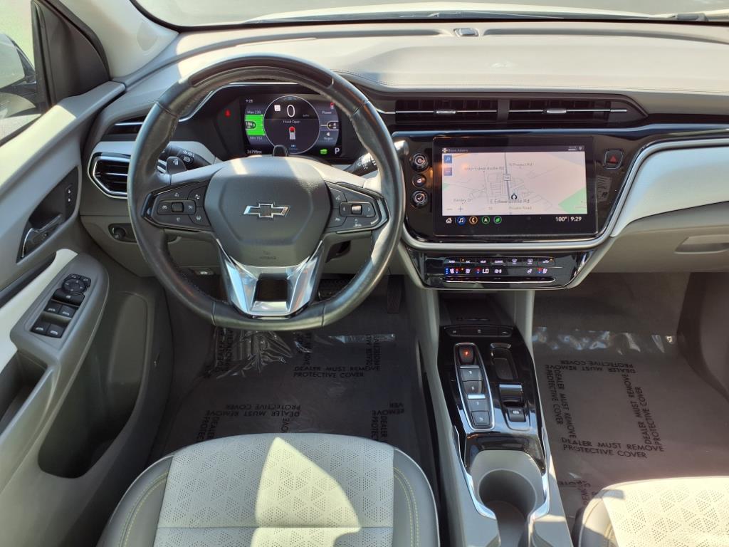 Vehicle image 12 of 40