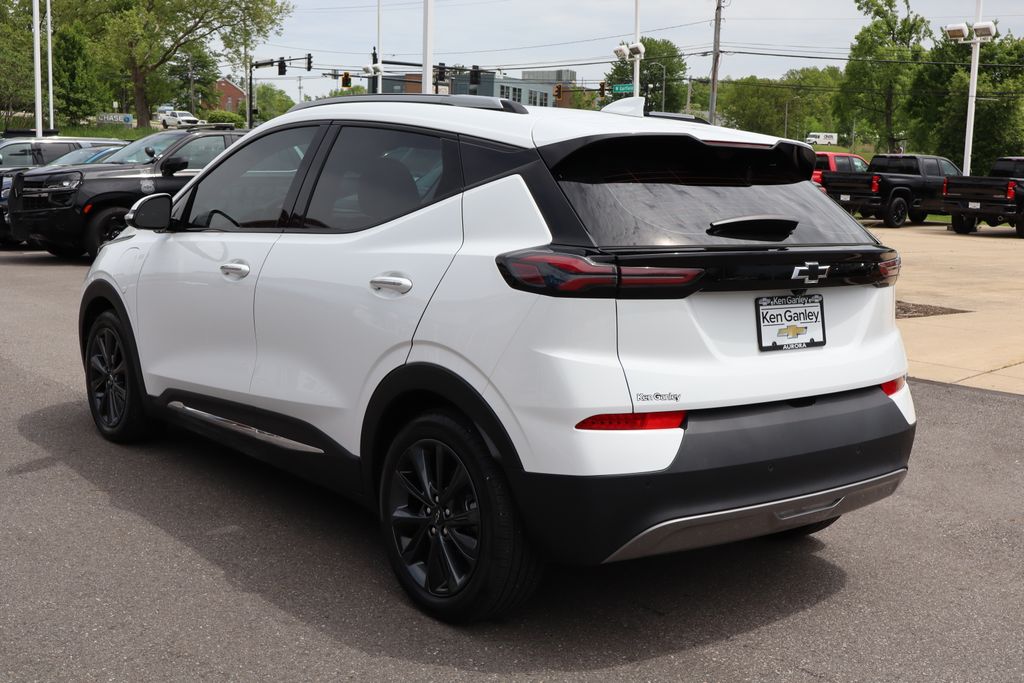 Vehicle image 7 of 49