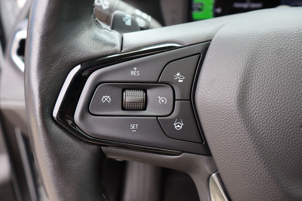 Vehicle image 19 of 49