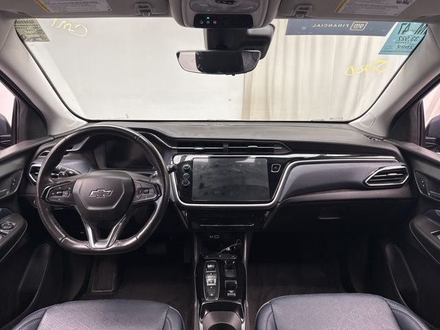 Vehicle image 10 of 31