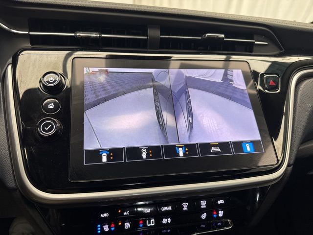 Vehicle image 15 of 31