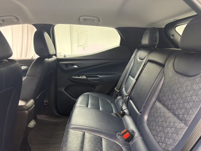 Vehicle image 7 of 31