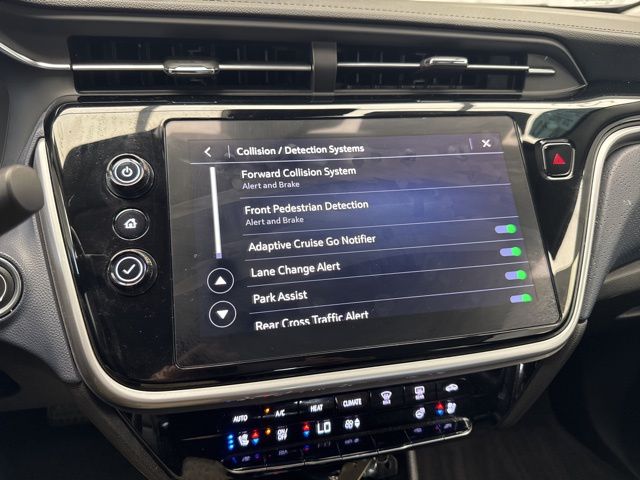Vehicle image 14 of 31