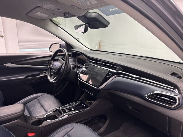 Vehicle image 11 of 31