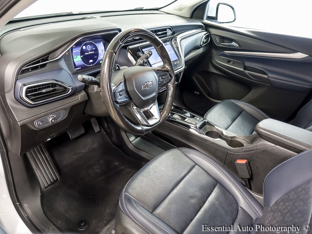 Vehicle image 14 of 24