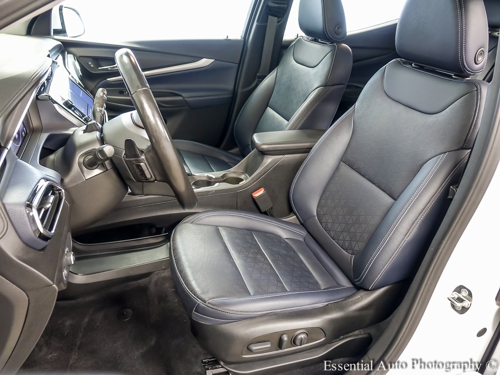 Vehicle image 9 of 24