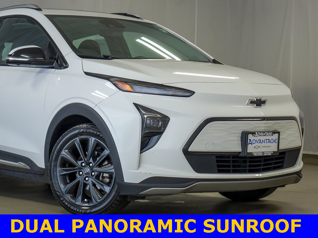 Vehicle image 4 of 24
