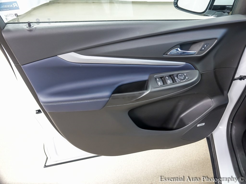 Vehicle image 20 of 24
