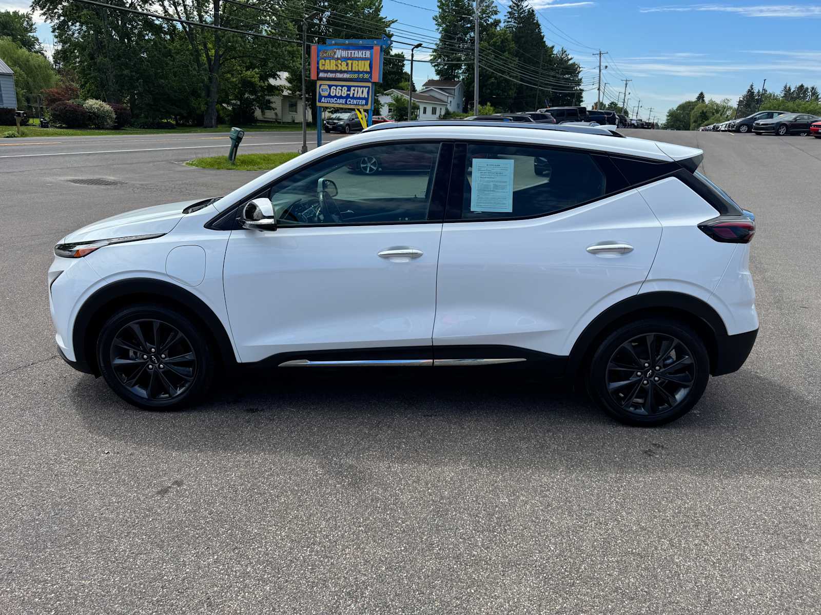 Vehicle image 8 of 34