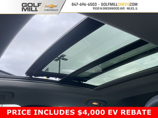 Vehicle image 34 of 38