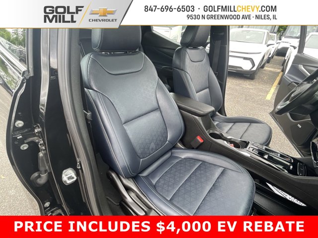 Vehicle image 16 of 38