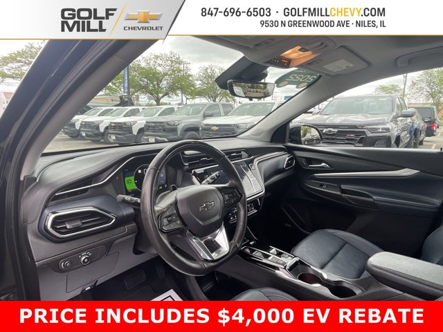 Vehicle image 17 of 38