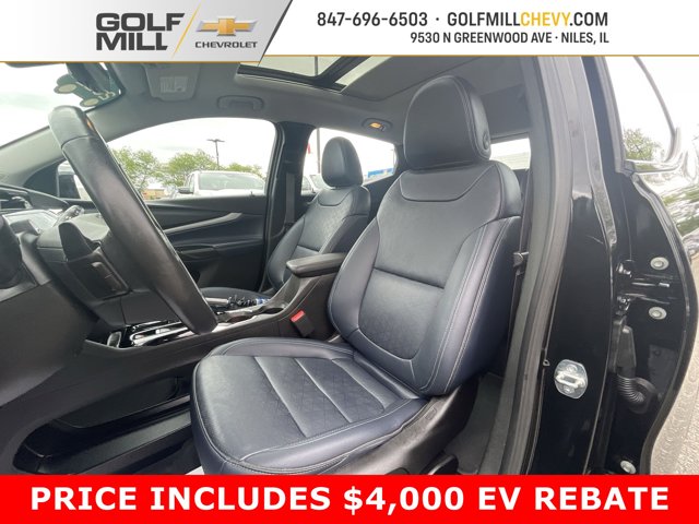Vehicle image 15 of 38