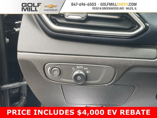Vehicle image 28 of 38