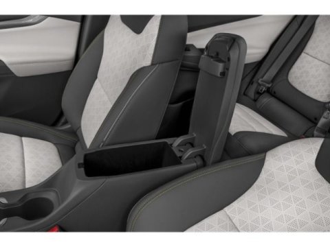 Vehicle image 17 of 18