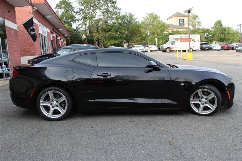 2022 Chevrolet Camaro 1LT Image 3 of 21