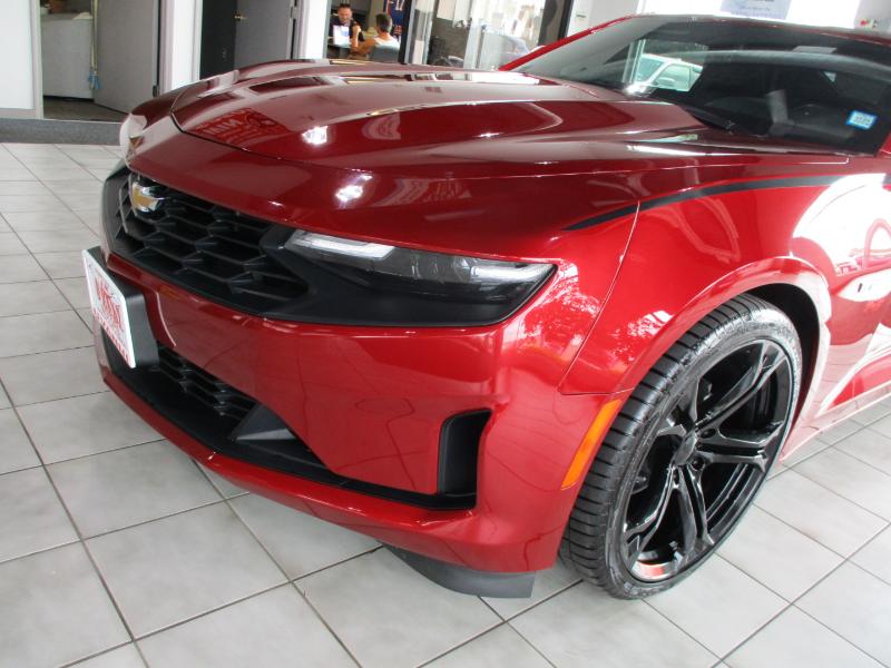 2022 Chevrolet Camaro 2LT Image 5 of 13