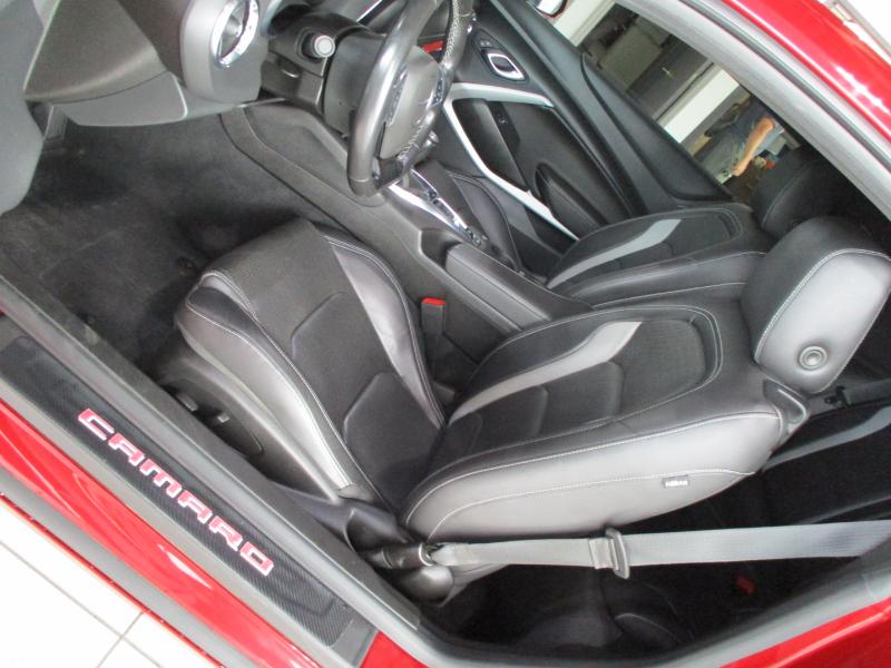 2022 Chevrolet Camaro 2LT Image 10 of 13