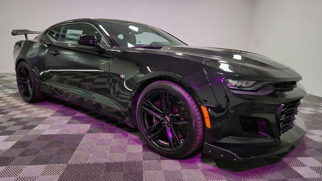 2022 Chevrolet Camaro 2SS Image 2 of 25