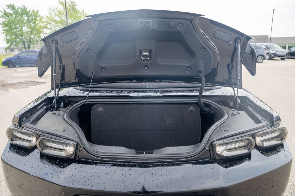 Vehicle image 10 of 29