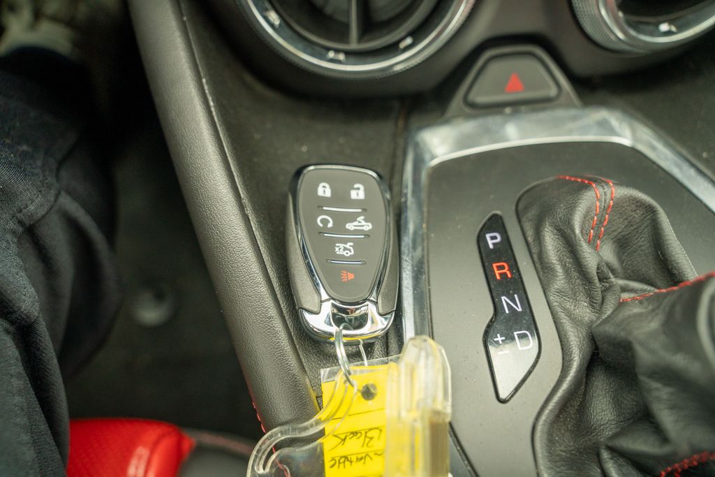 Vehicle image 23 of 29