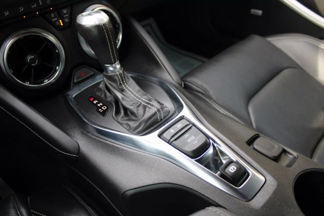 Vehicle image 20 of 42