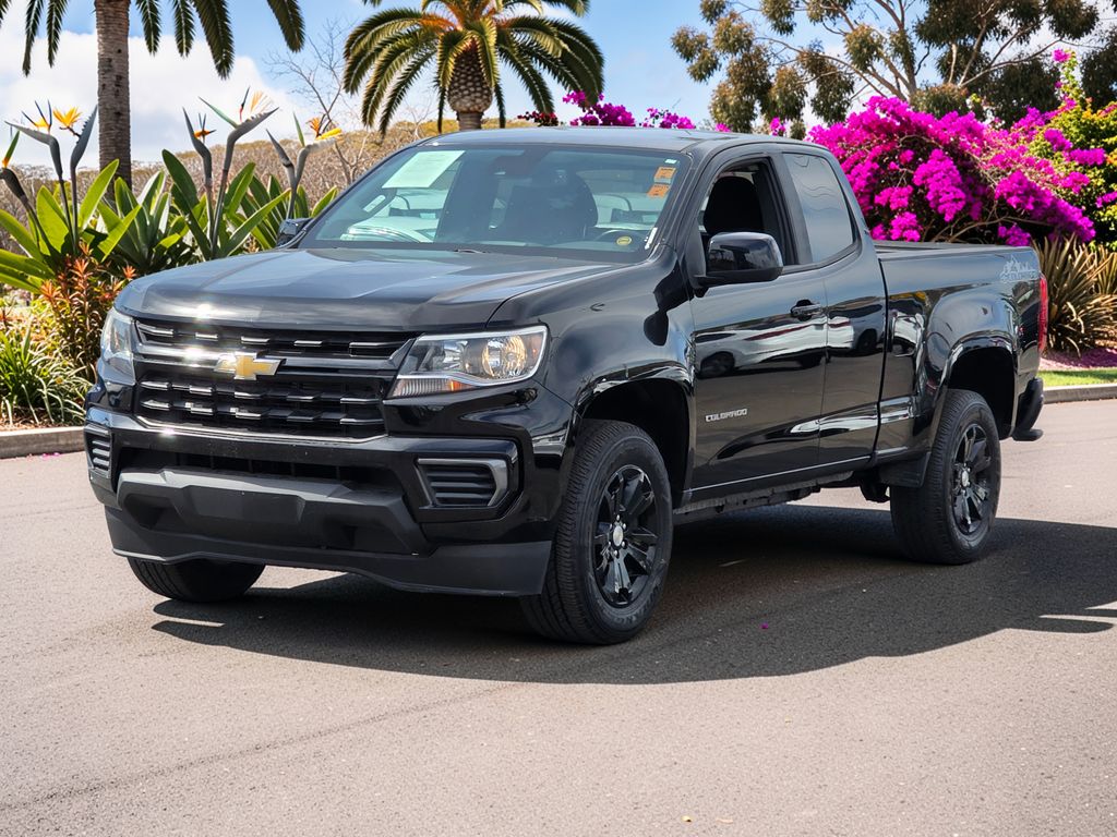 2022 Chevrolet Colorado LT Image 1 of 37