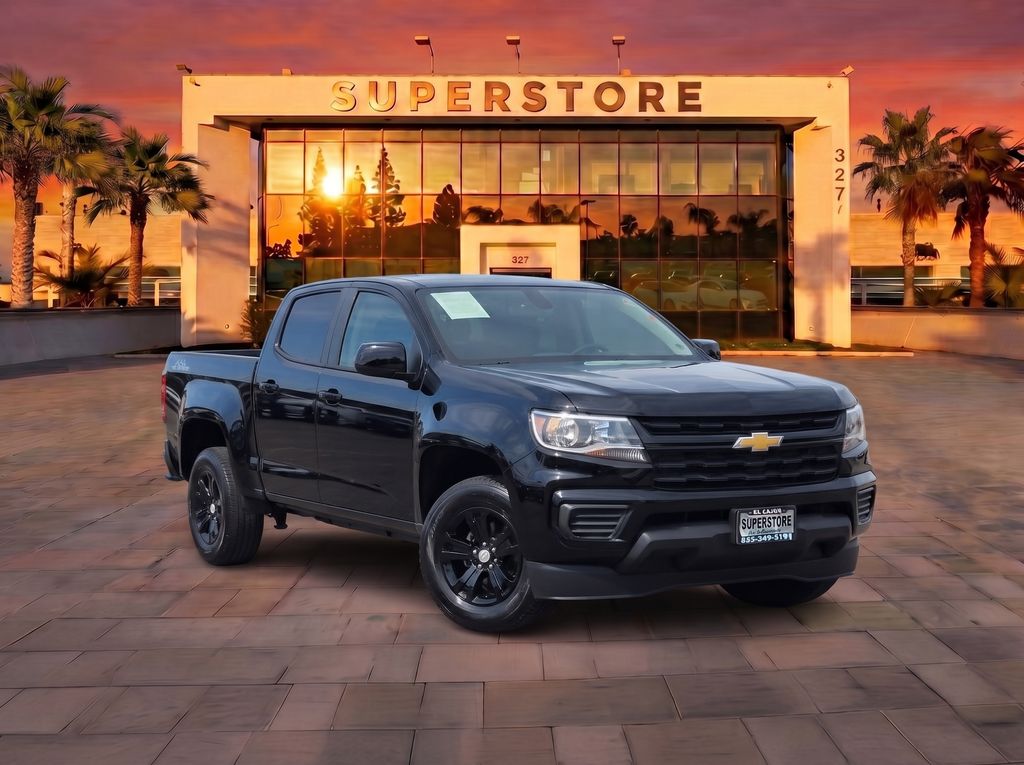 2022 Chevrolet Colorado LT Image 3 of 37