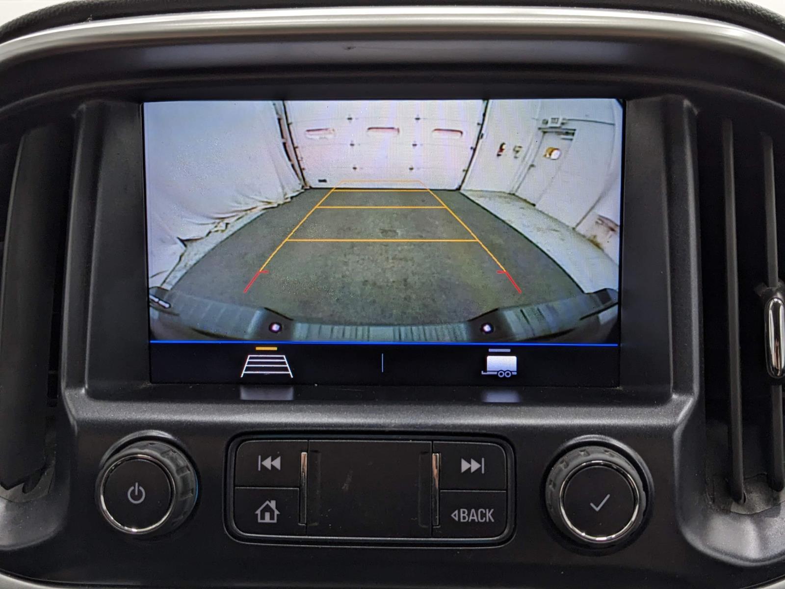 Vehicle image 9 of 34
