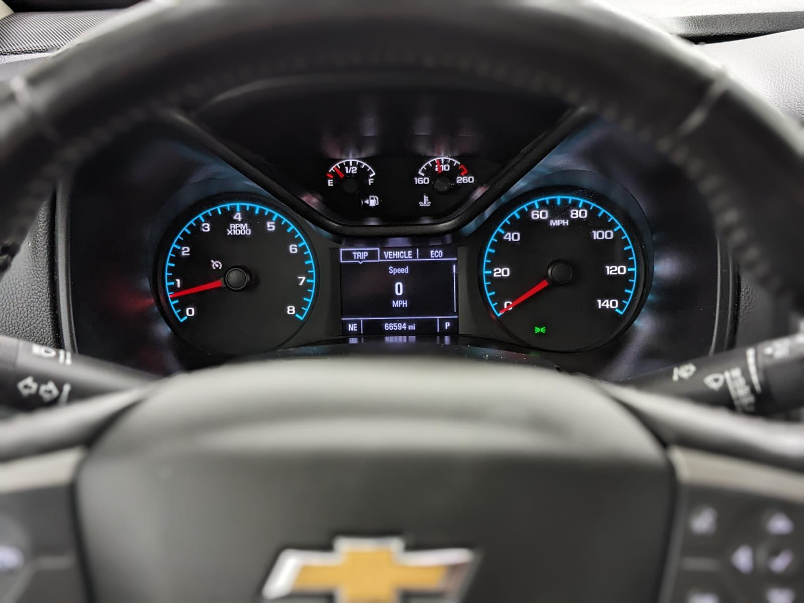 Vehicle image 23 of 34