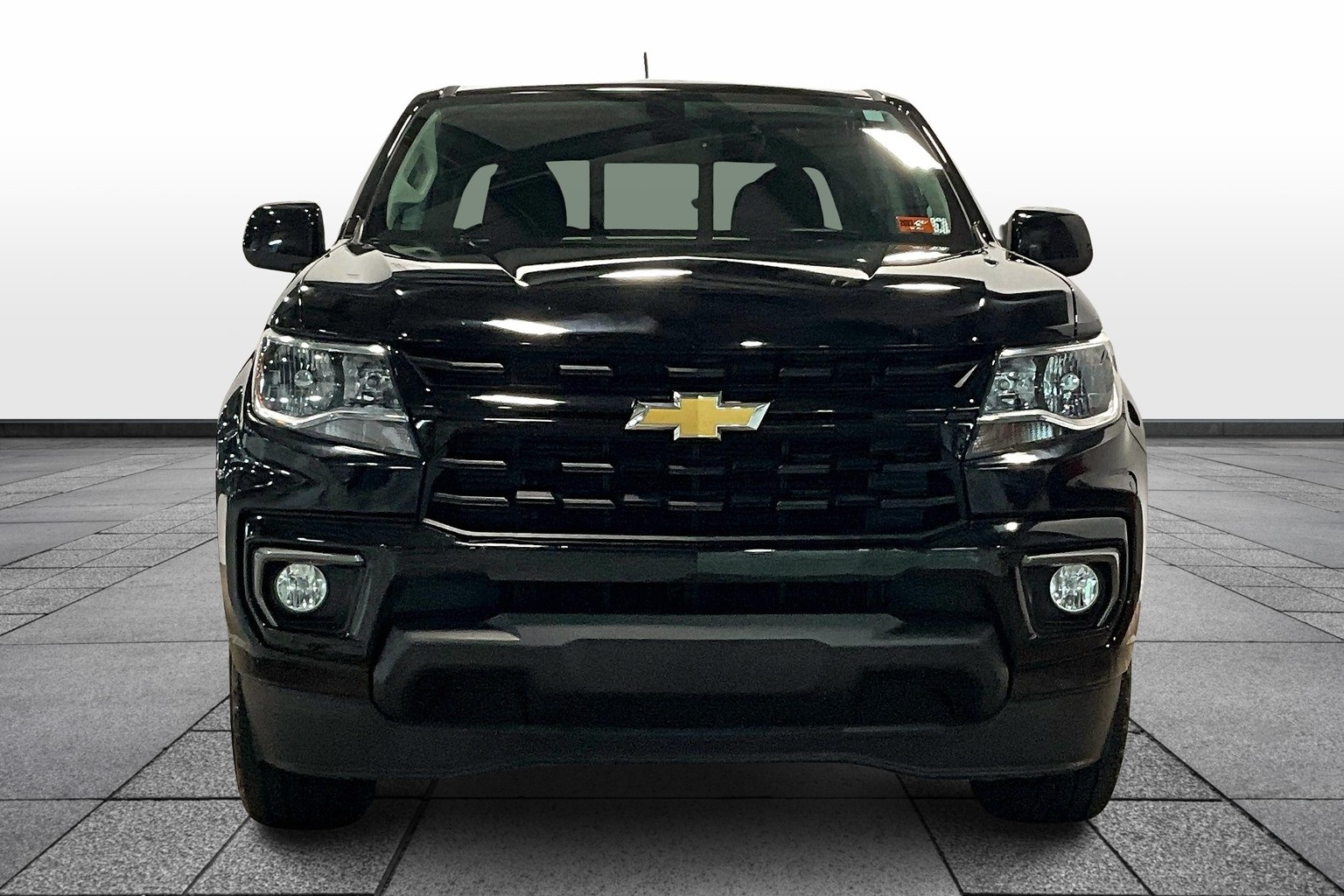 Vehicle image 2 of 36