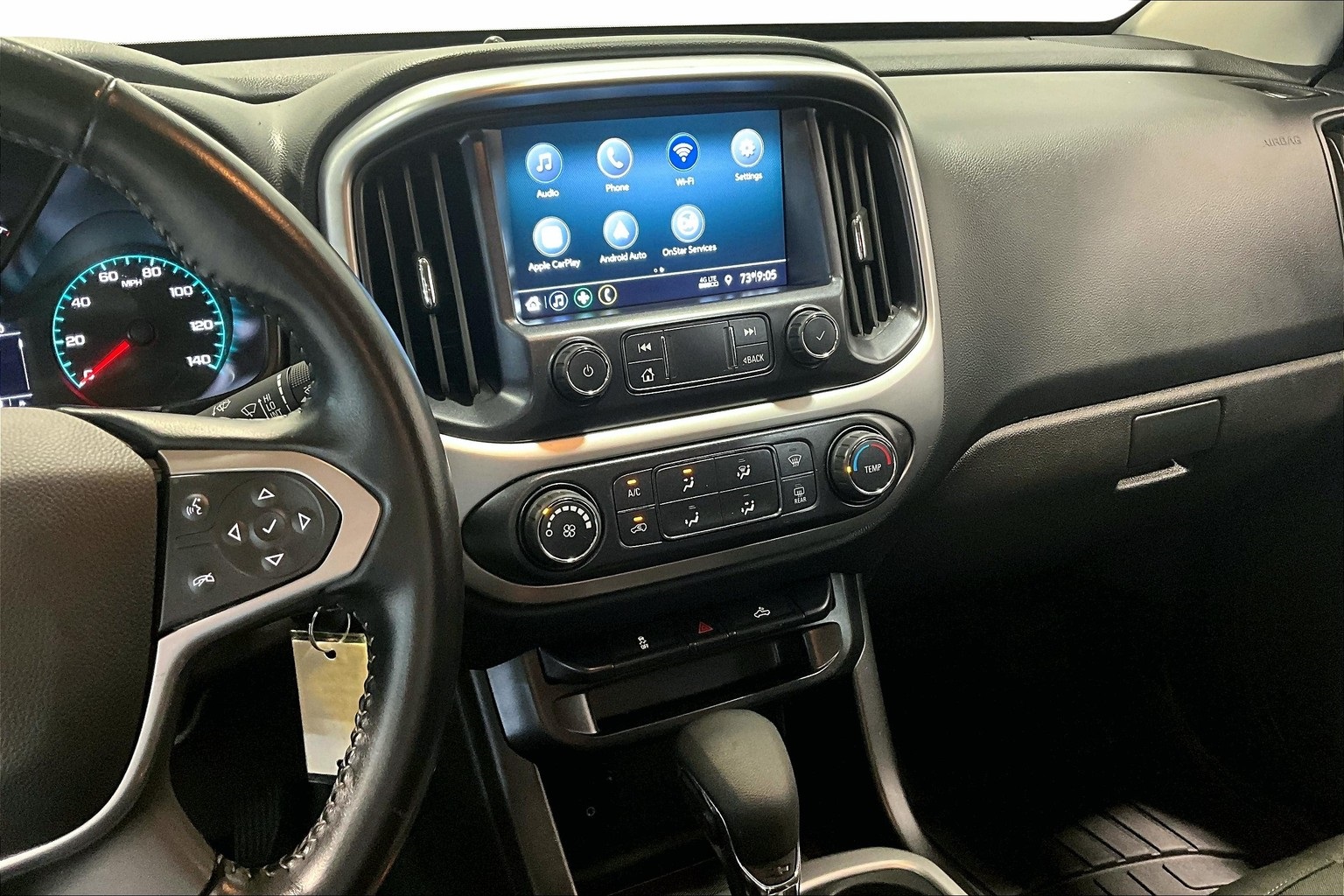 Vehicle image 21 of 36