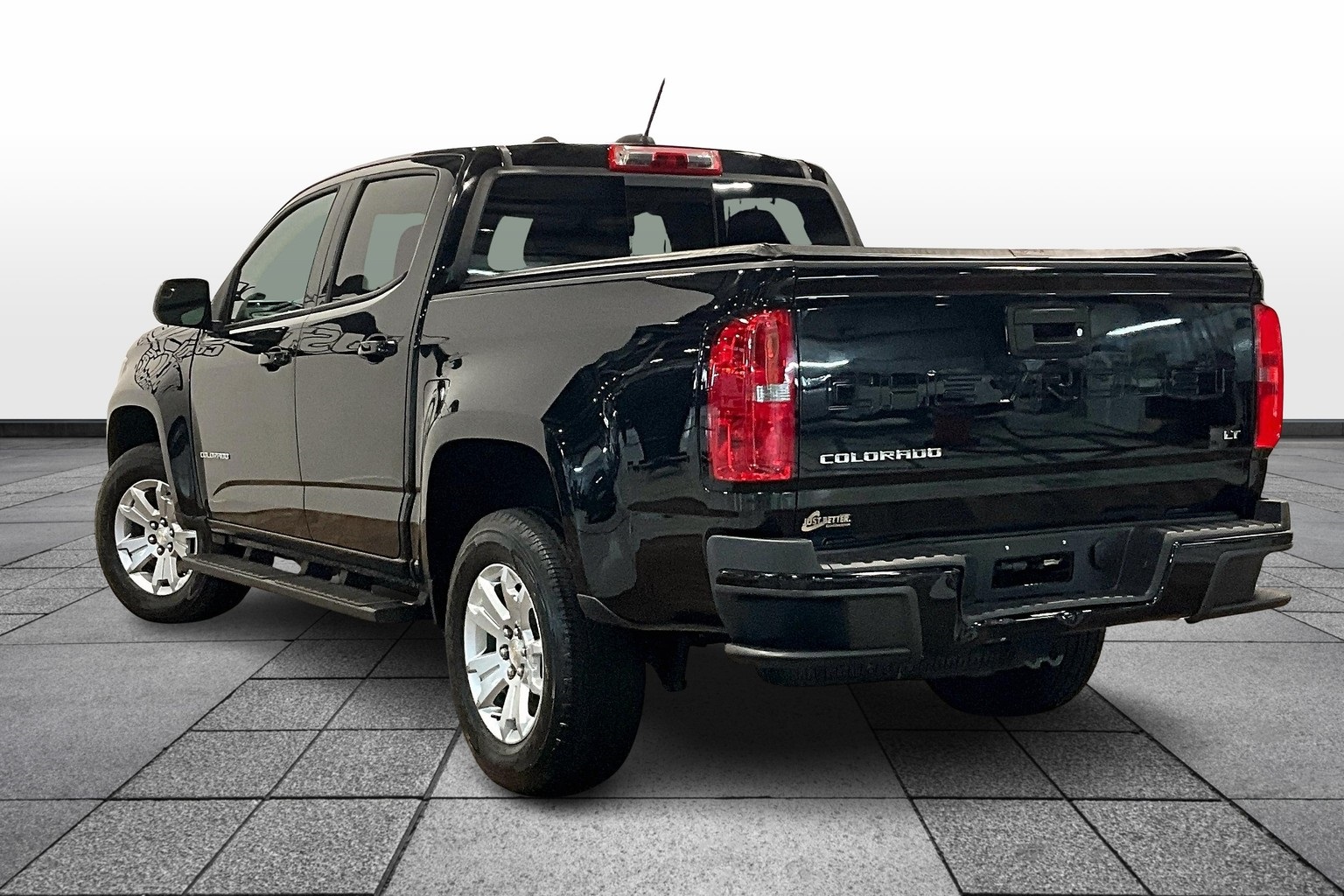 Vehicle image 5 of 36