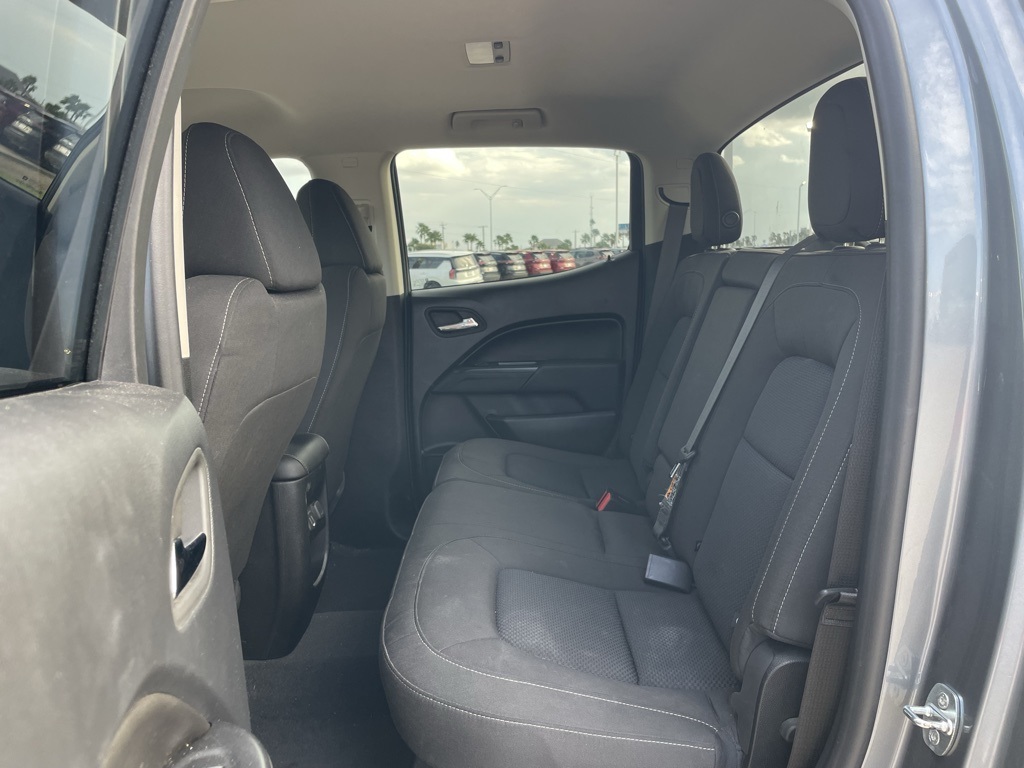 2022 Chevrolet Colorado LT Image 8 of 18