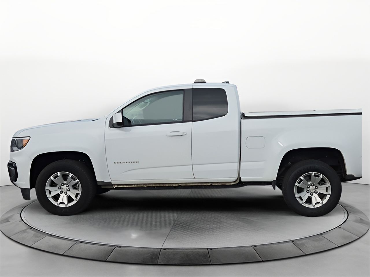 Vehicle image 18 of 18