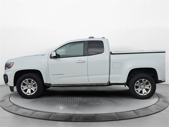 Vehicle image 8 of 18