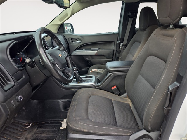 Vehicle image 9 of 18