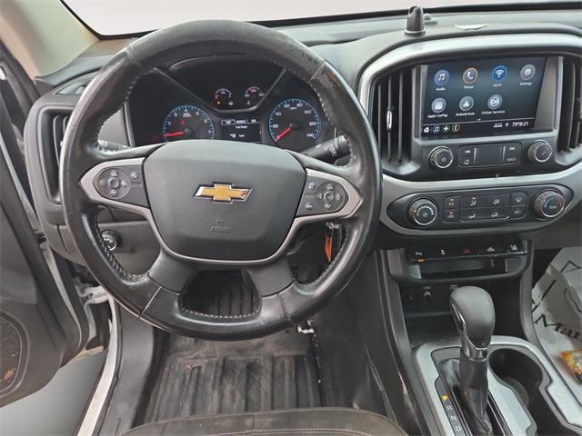 Vehicle image 10 of 18