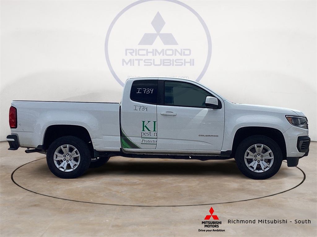 Vehicle image 4 of 23